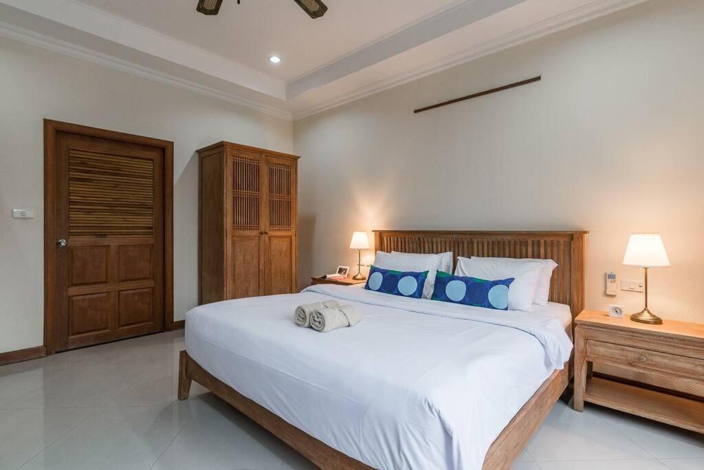 Anb Poolvilla 3Br Walk Private Beach In Pratamnak Паттайя Экстерьер фото